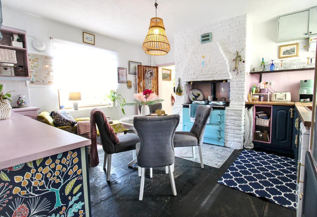 Hatters Lane, Chipping Sodbury, Bristol, BS37 6AJ - More
