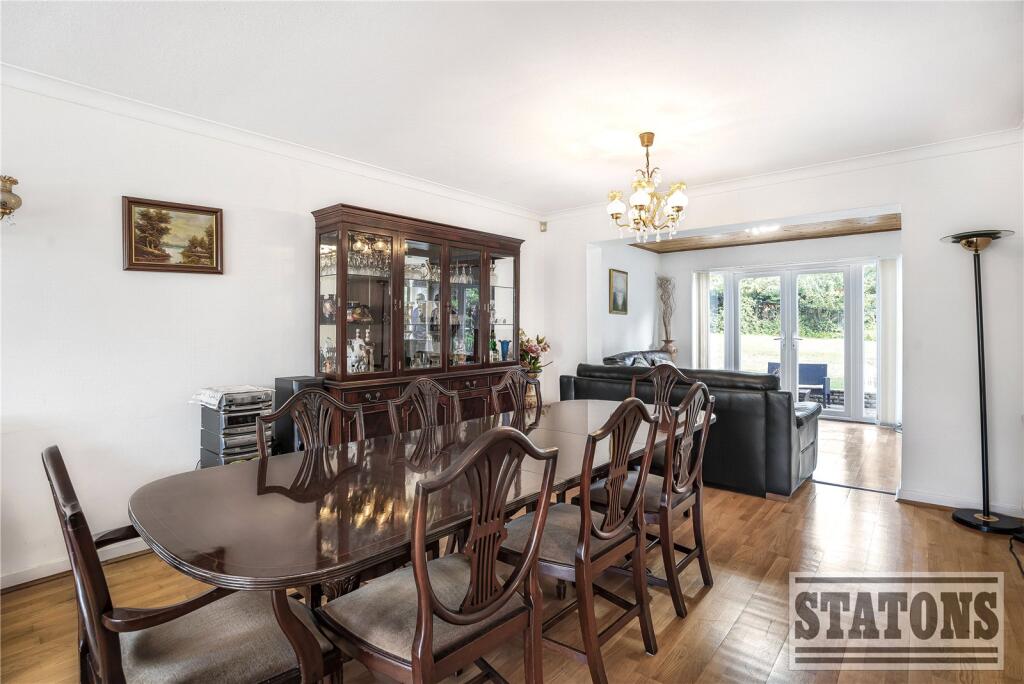 House in Barnet, Hadley Wood - View 4