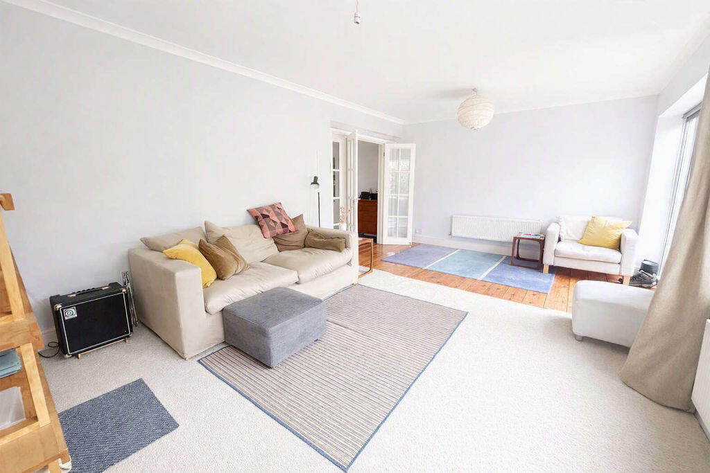 House in Portsmouth - View 4