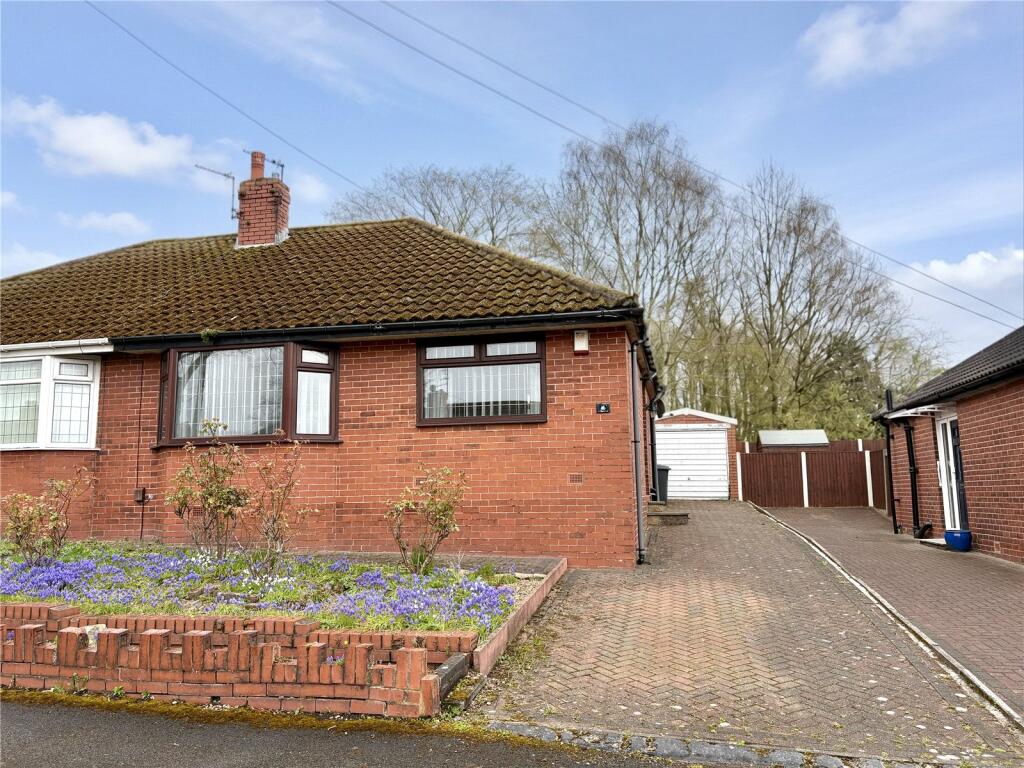 Main image of property: North Gate, Garden Suburb, Oldham, OL8