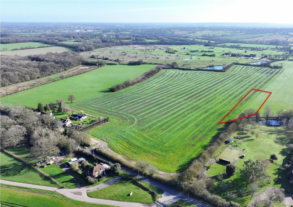 Main image of property: Writtle Road, Margaretting, CM4