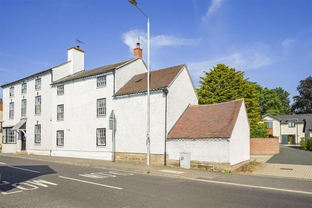 Main image of property: London Road, Kegworth, Derby