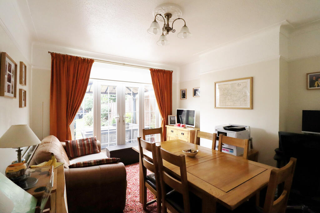 House in Bromley - View 5