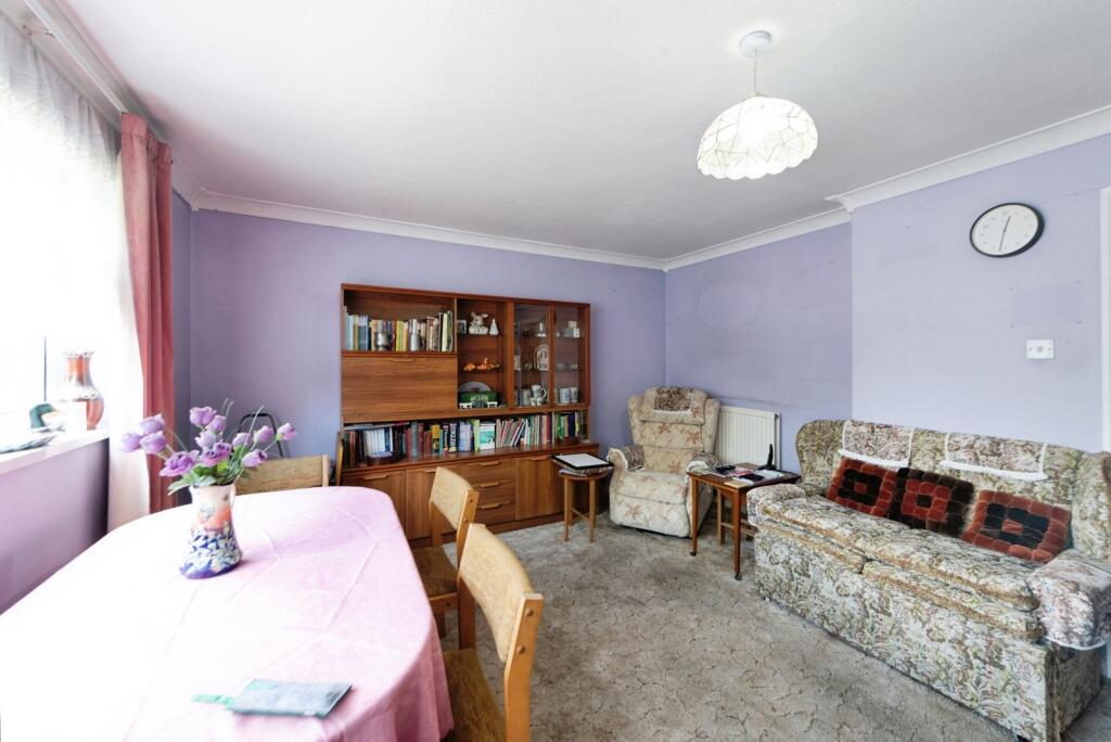 Ramillies House, Bishopsfield Road, Fareham, Hampshire, PO14 - View 3