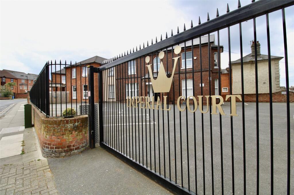 Apartment in Ipswich, Suffolk - More