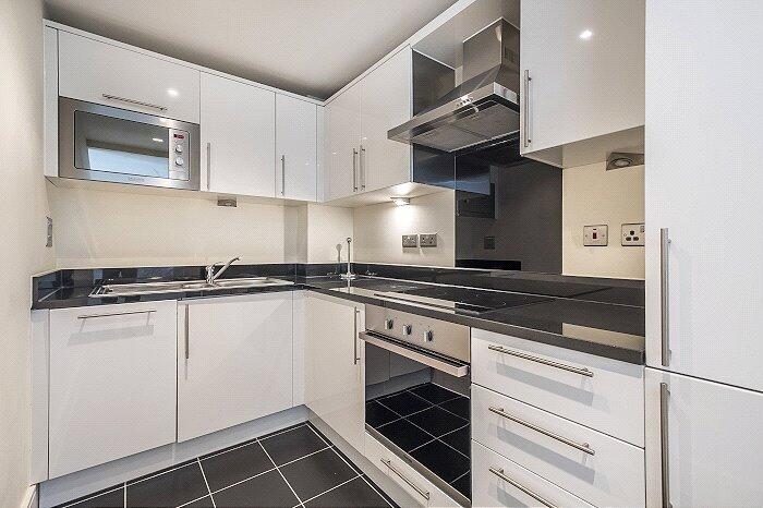 Apartment in London - View 3