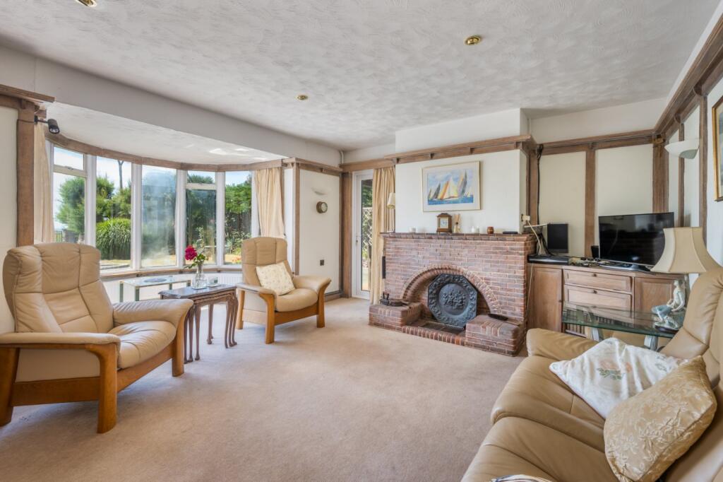 House in Chichester, West Wittering - More