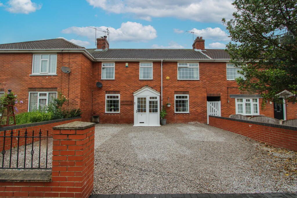 3-bed terraced on 7, Harewood Avenue, Kirk Sandall, Doncaster, DN3, £200,000