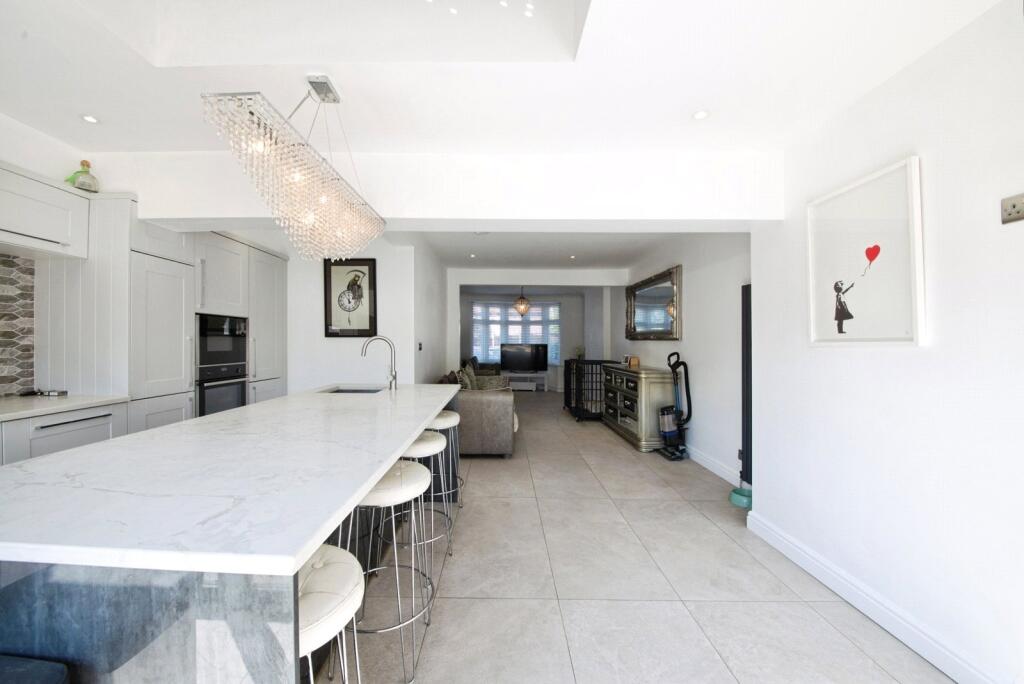 House in London - View 5