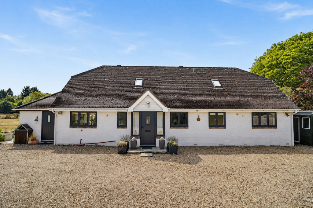 House in Hemel Hempstead - View 3