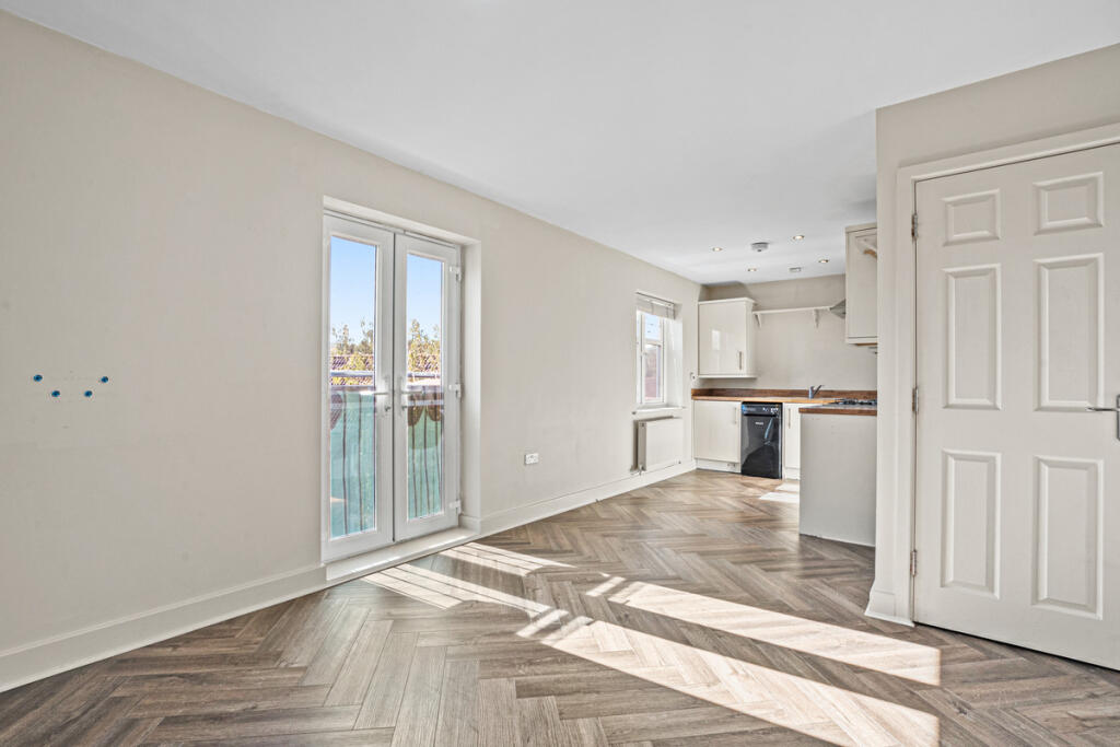Apartment in Peterborough - View 5