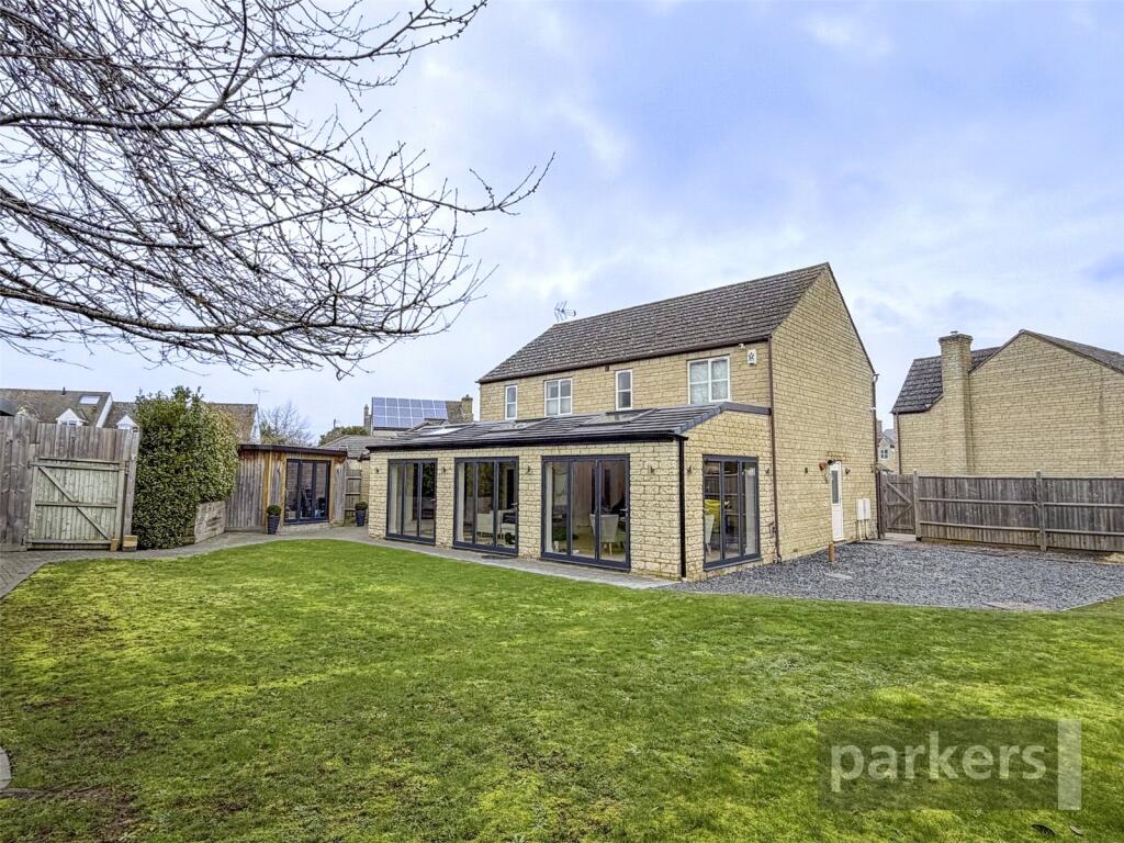House in Oxford - More