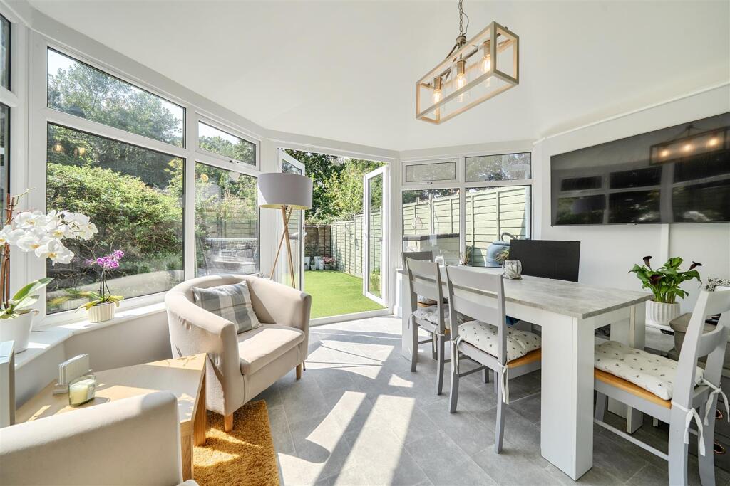 Albacore Avenue, Warsash photo 3
