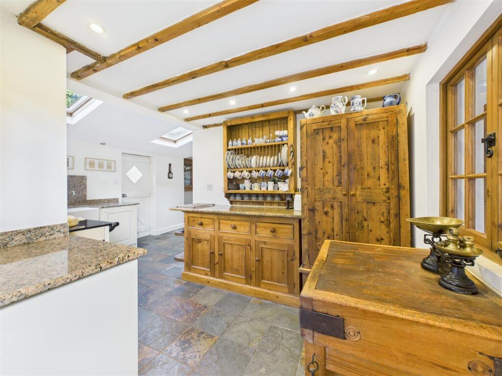 Lavendon Cottage, Anchor Lane, Harvington photo 2