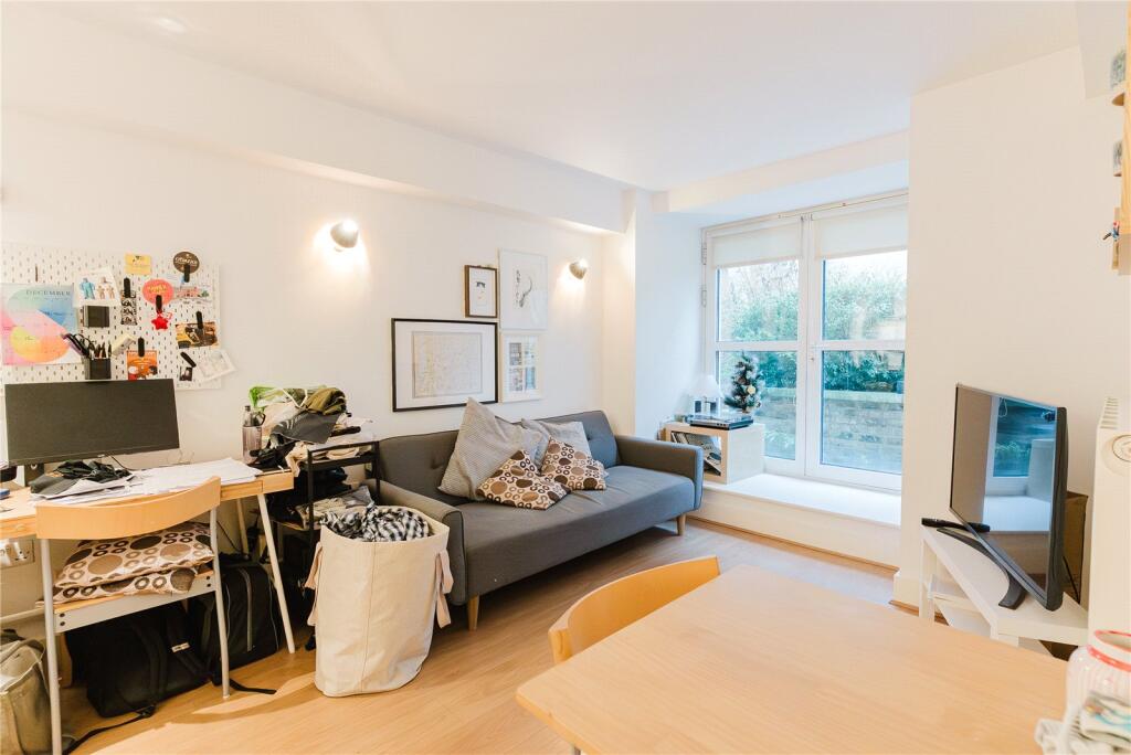 Main image of property: Cadogan Road, Woolwich, SE18