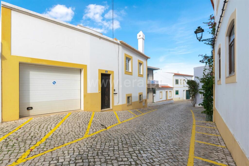Main image of property: Algarve, Lagoa