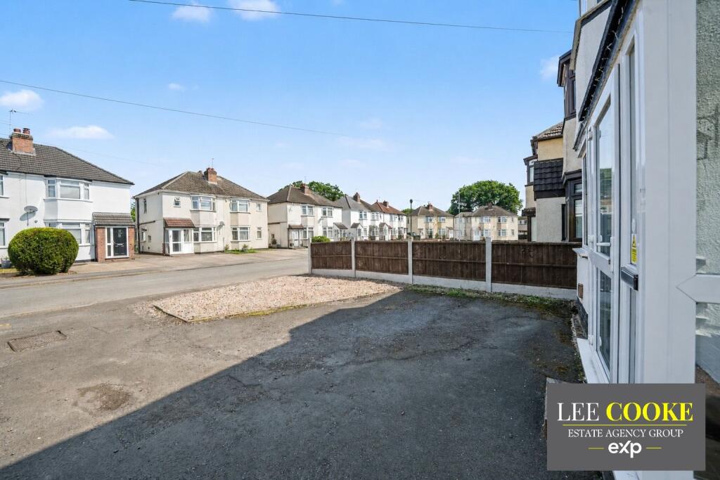 House in South Staffordshire, Bilbrook - View 5