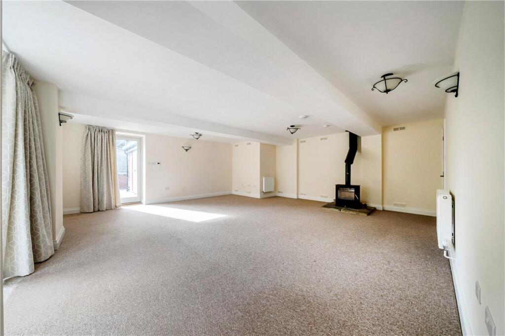 House in Reading - View 5