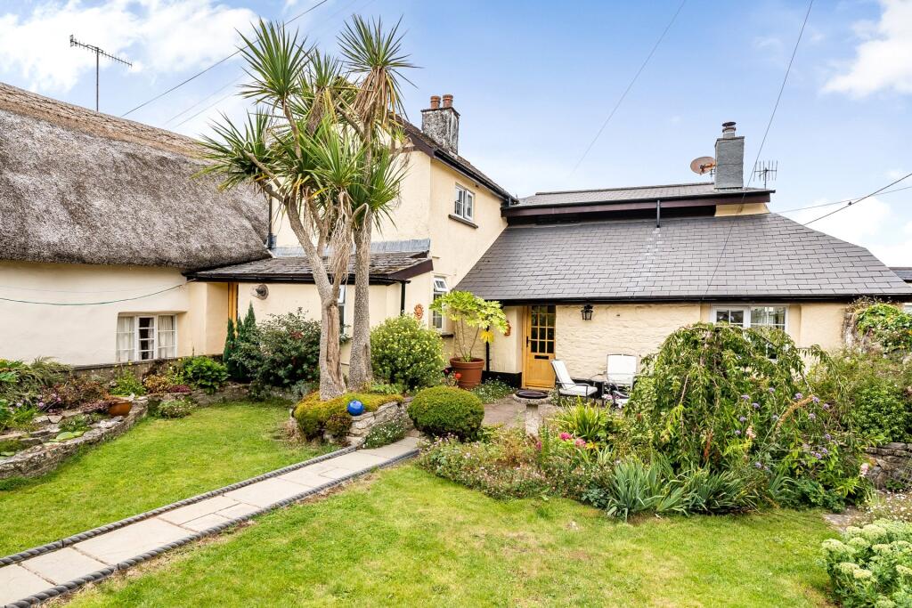 Main image of property: Stokeinteignhead, Devon