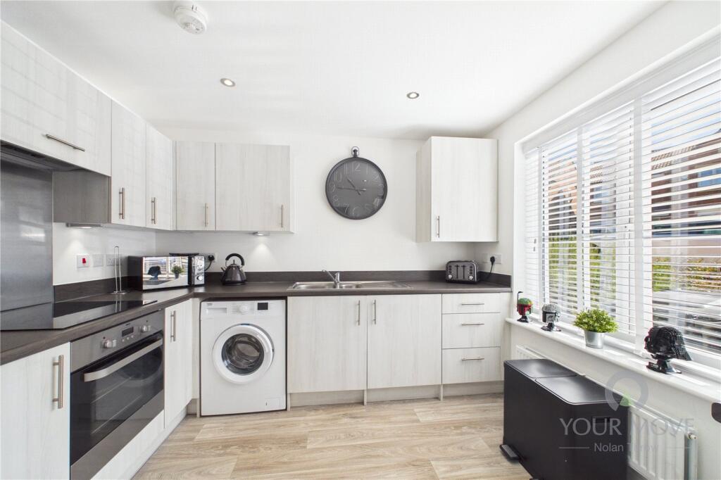 House in Duston, St Crispin's, Upton - View 3