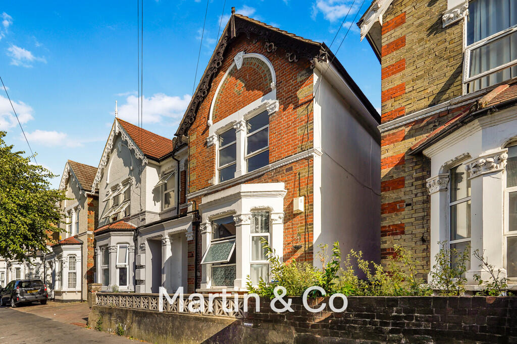 Main image of property: Kidderminster Road, Croydon