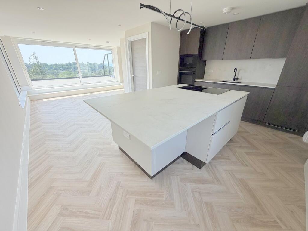 Apartment in Poole - View 4
