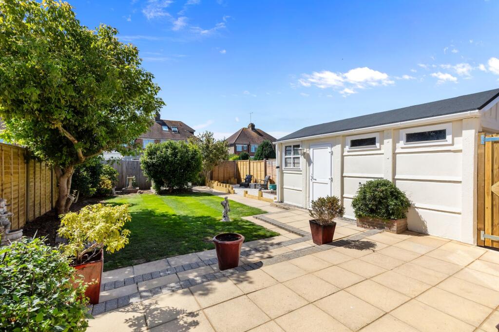 House in Brighton - More