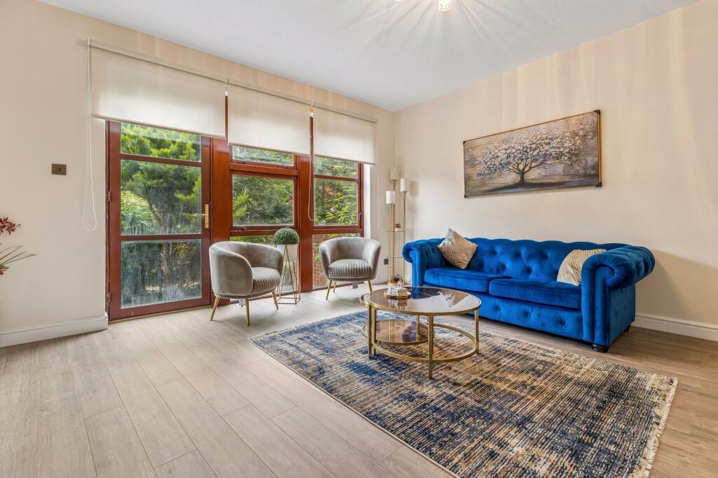 Apartment in Glasgow - View 2