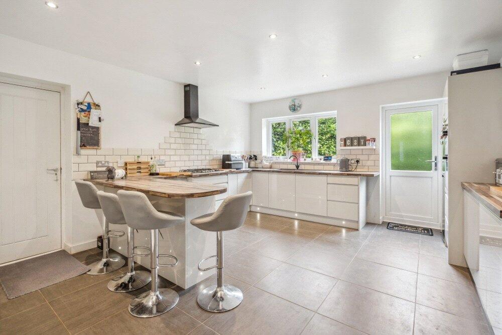 House in High Wycombe, Buckinghamshire - View 2