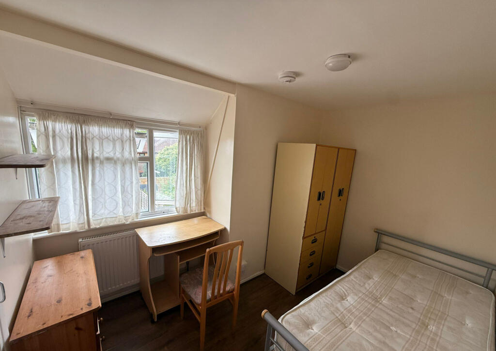 Main image of property: Hatfield, AL10