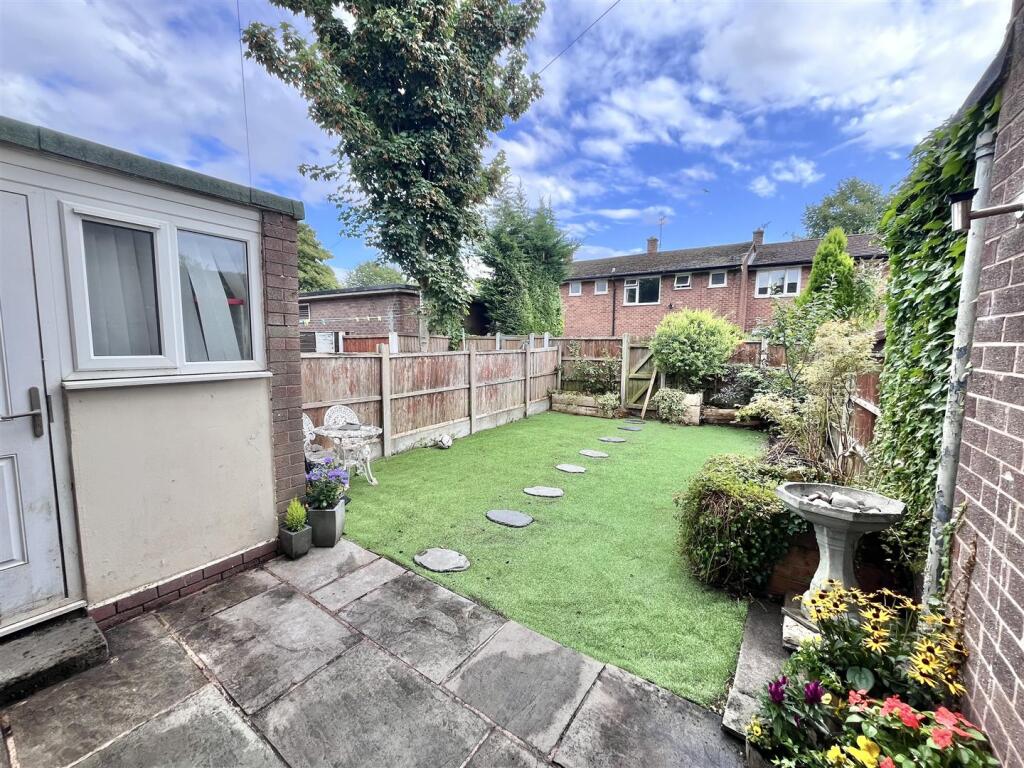 House in Stockport, Handforth - View 4