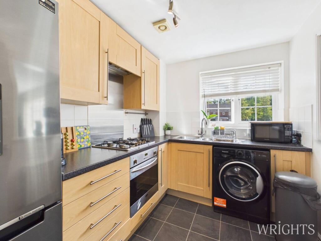 Apartment in Welwyn Hatfield, Handside - More
