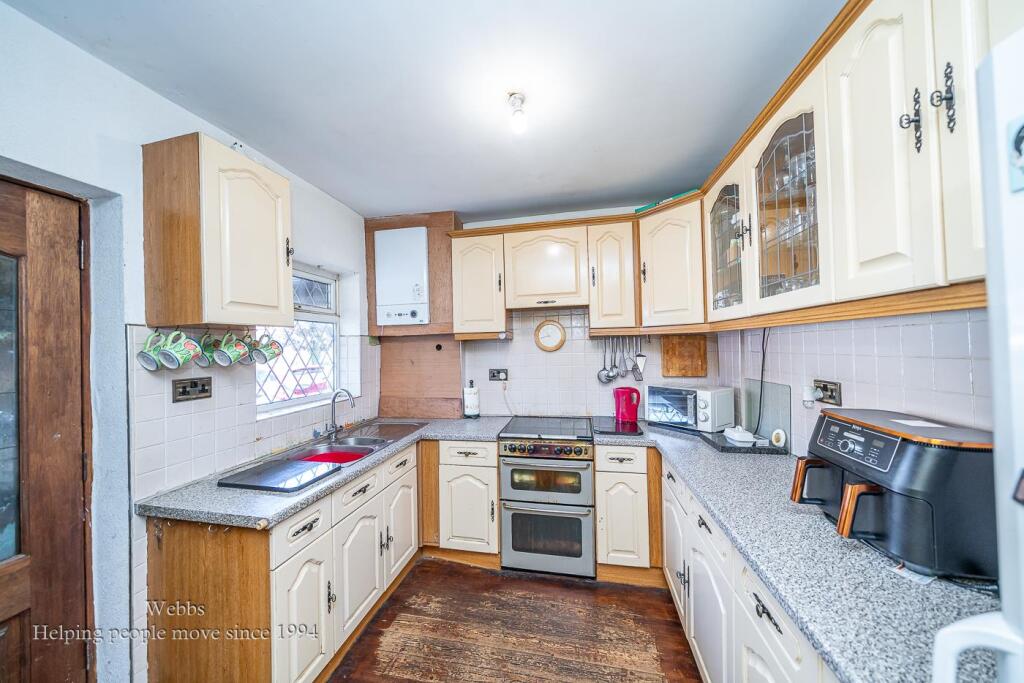 Norbury Avenue, Pelsall, Walsall photo 2