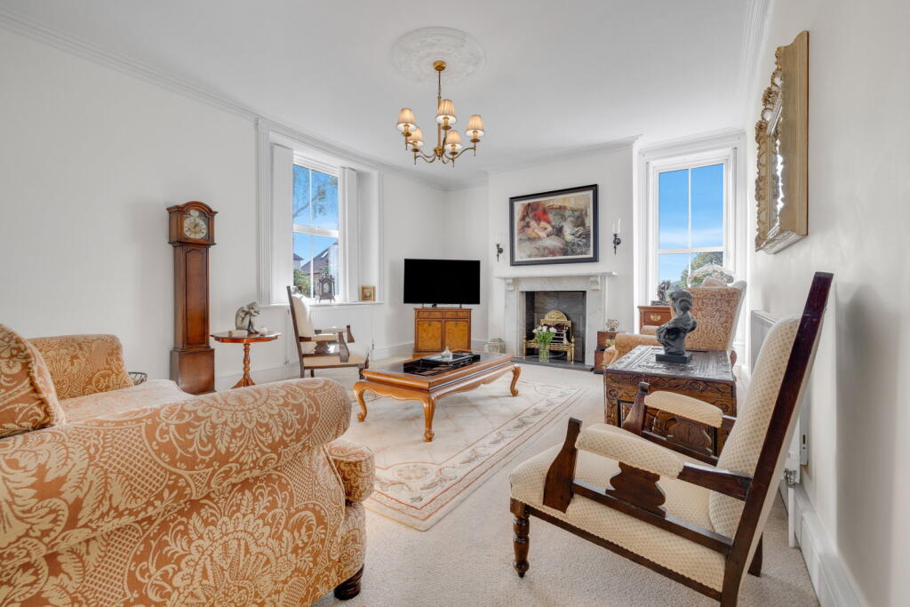 Apartment in Dudley, West Midlands - View 3