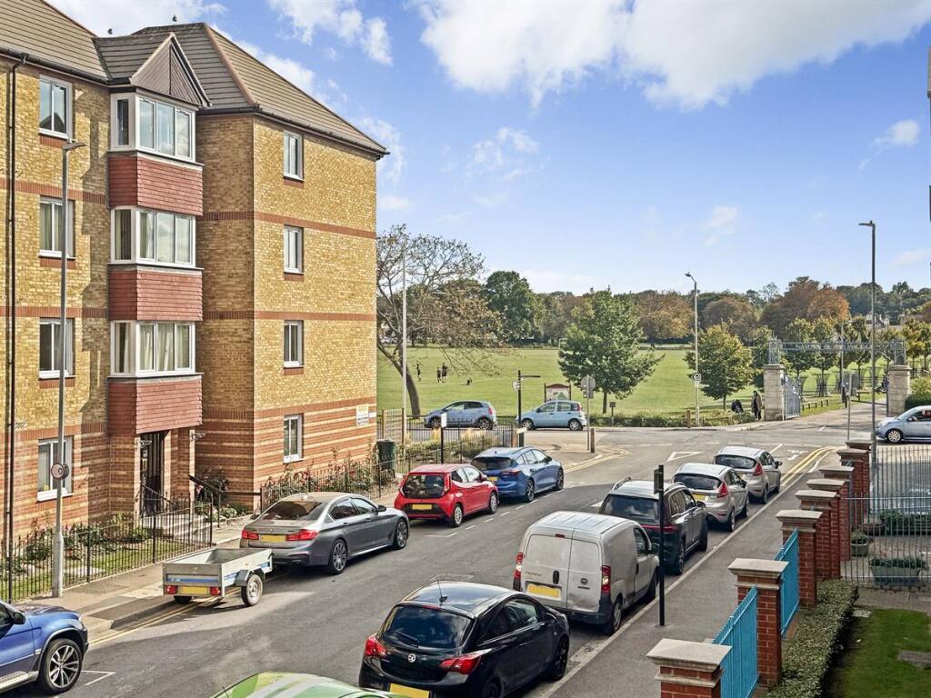 2-bed other on Richmond Street, Herne Bay, £225,000