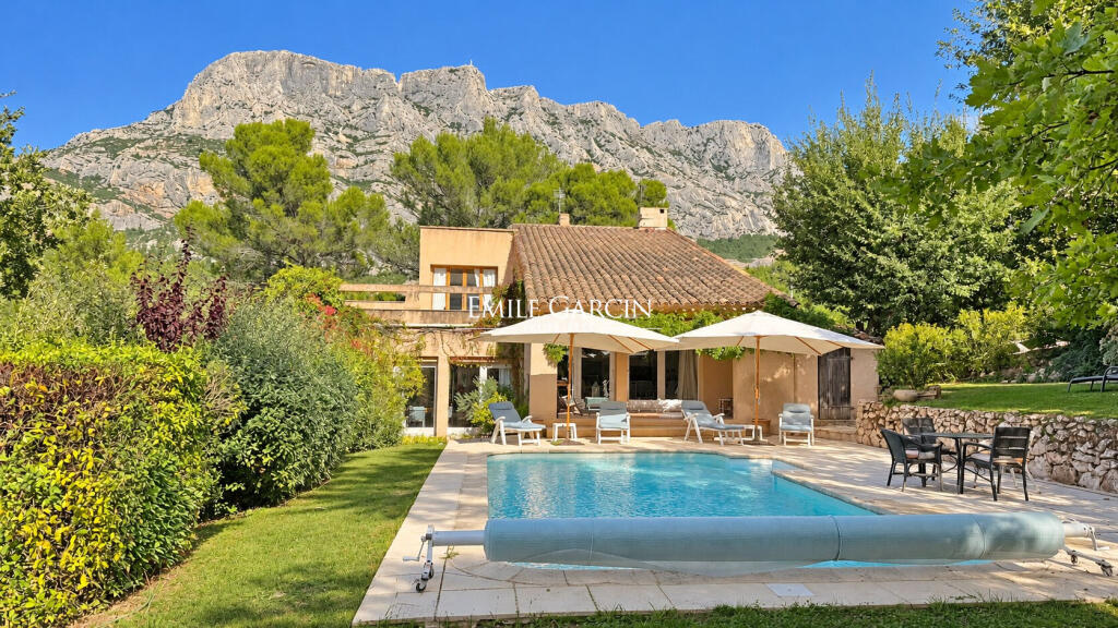 Main image of property: Provence-Alps-Cote d`Azur, Bouches-du-Rhône, Aix-en-Provence