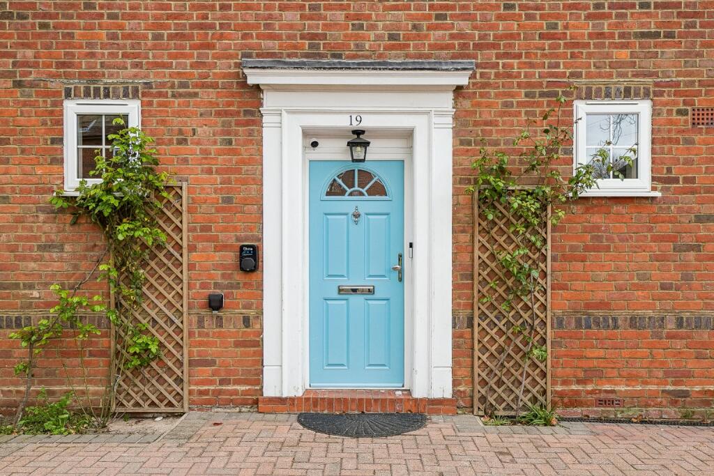 Additional image 38 of Russellcroft Road, Welwyn Garden City, Hertfordshire, AL8