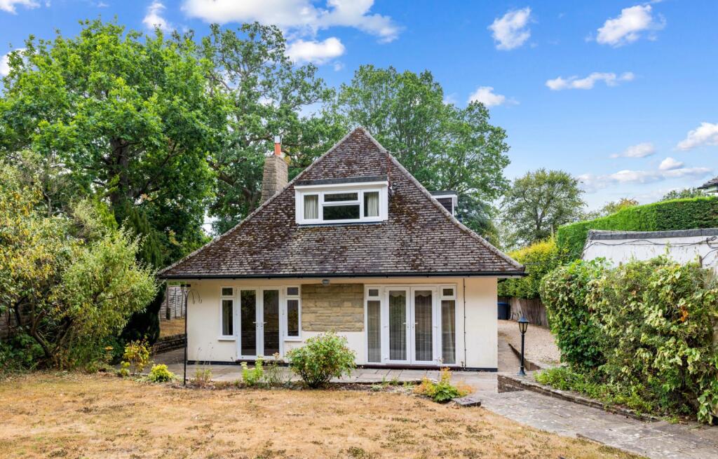 Main image of property: Roundwood Lane, Lindfield, Haywards Heath, West Sussex, RH16