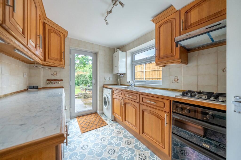 House in Maidstone, Barming - More