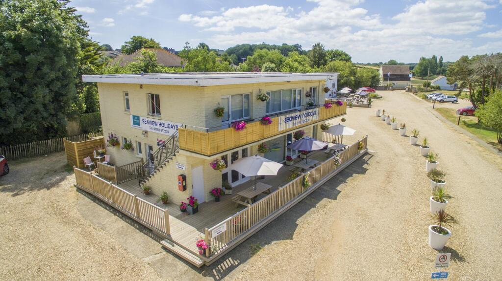 2 3 Bed External 3 Bed.jpg