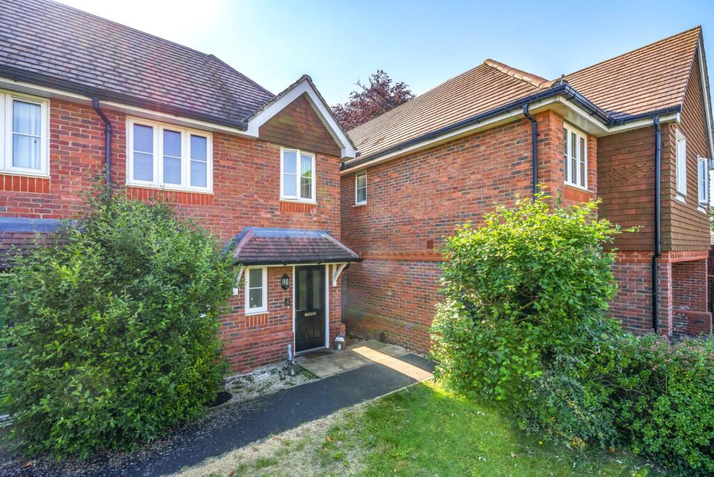 Main image of property: Marsh Close, Addlestone, KT15