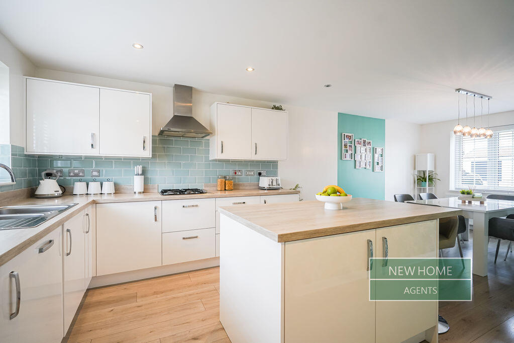 House in Wakefield - View 4