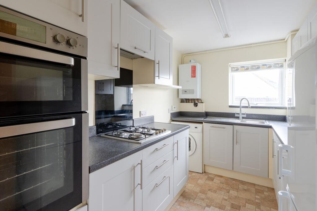 Hensington Road, Woodstock, OX20 photo 2