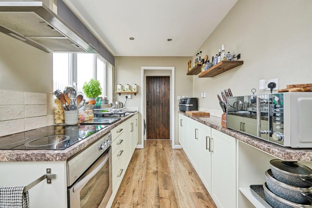 House in South Holland, Crowland - More