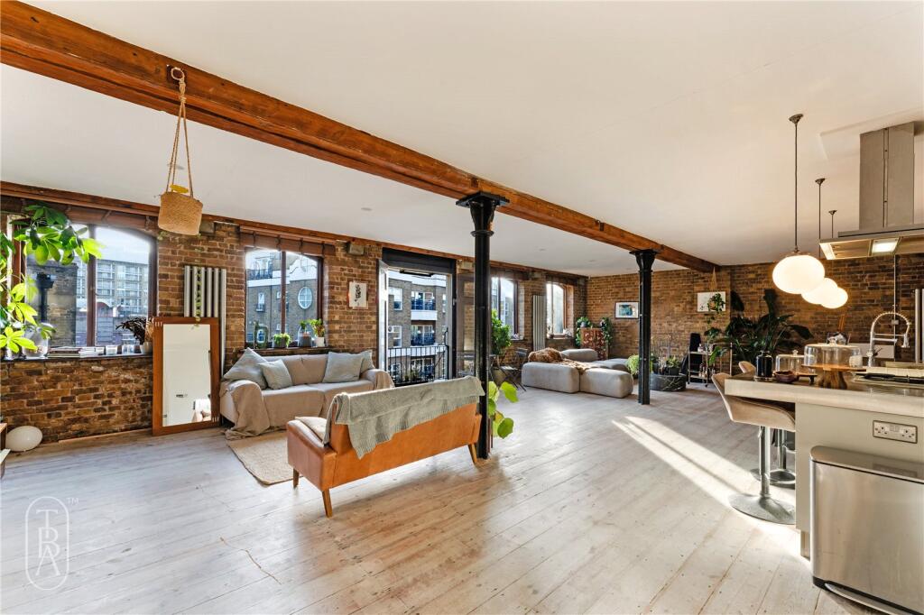 Main image of property: Narrow Street, London, E14