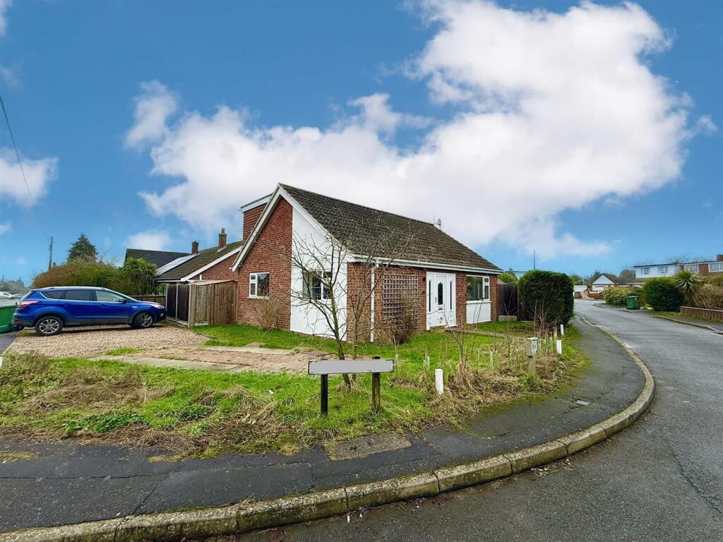 Main image of property: Church Close, Cantley NR13