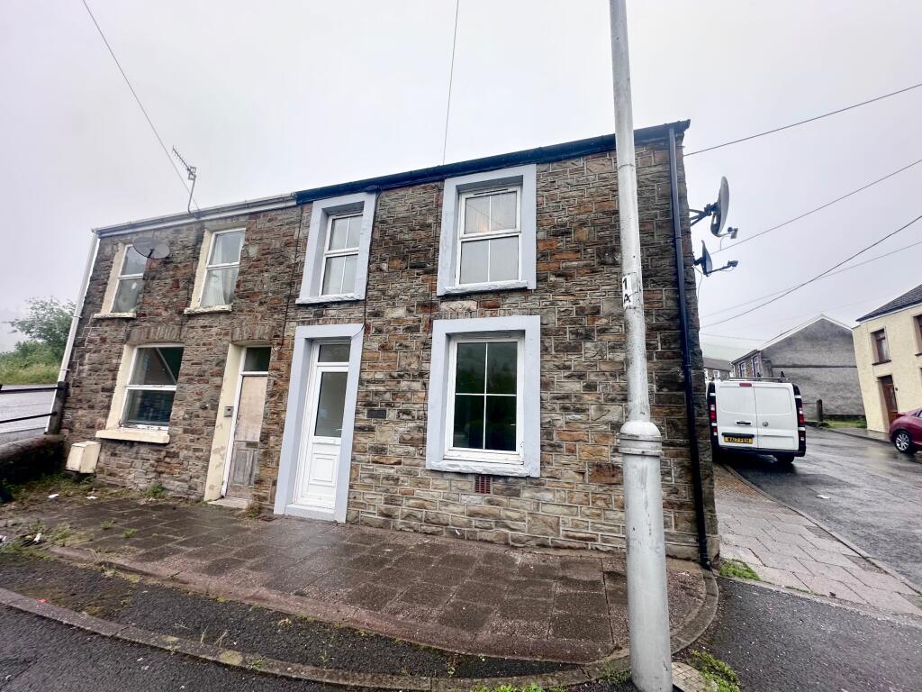 Main image of property: Gwaun-Bant, Pontycymer, Bridgend