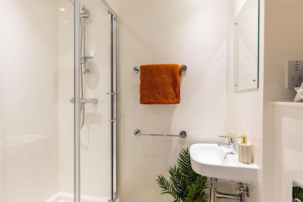 Apartment in Bristol - More