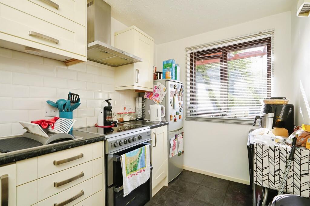 Apartment in South Oxfordshire, Didcot - More