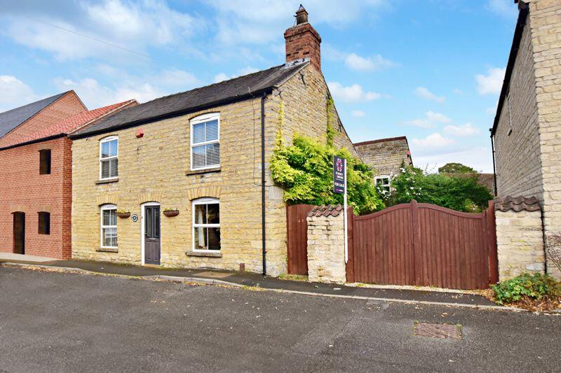 House in North Kesteven, Waddington - View 2